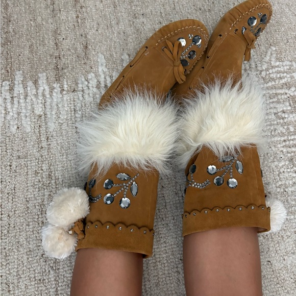 Beverly Feldman Shoes - Beverly Feldman Brown Moccasins with White Fur Trim